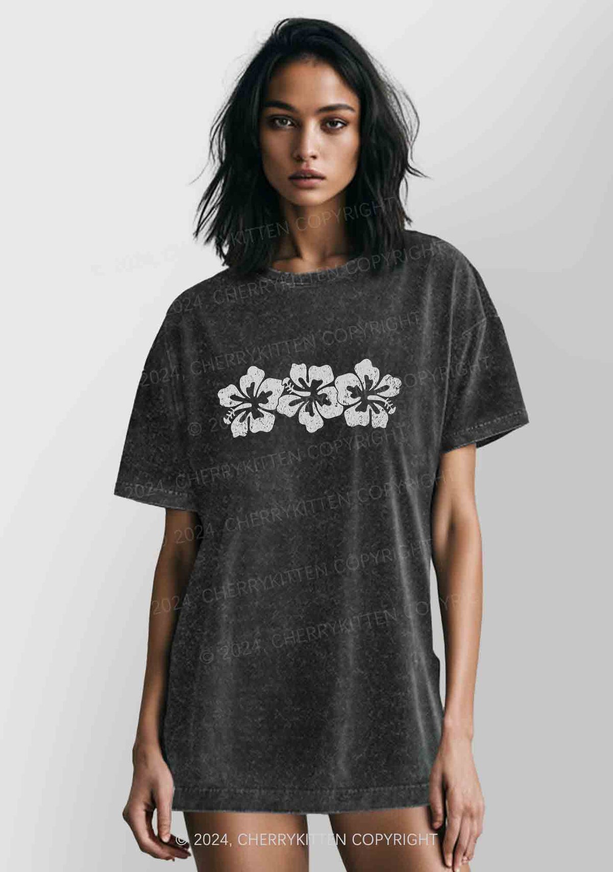 Vintage Hibiscus Flower Y2K Washed Tee Cherrykitten