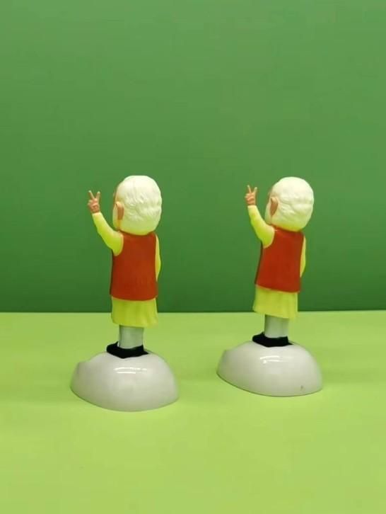Solar Waving Modi Ji Statue (Pack of 2)