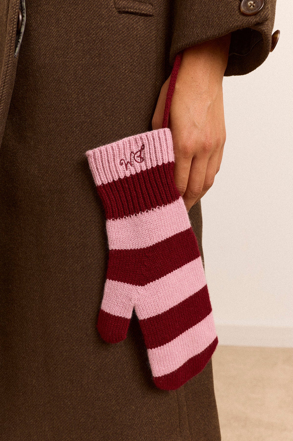 String Mittens Pink & Red Stripe