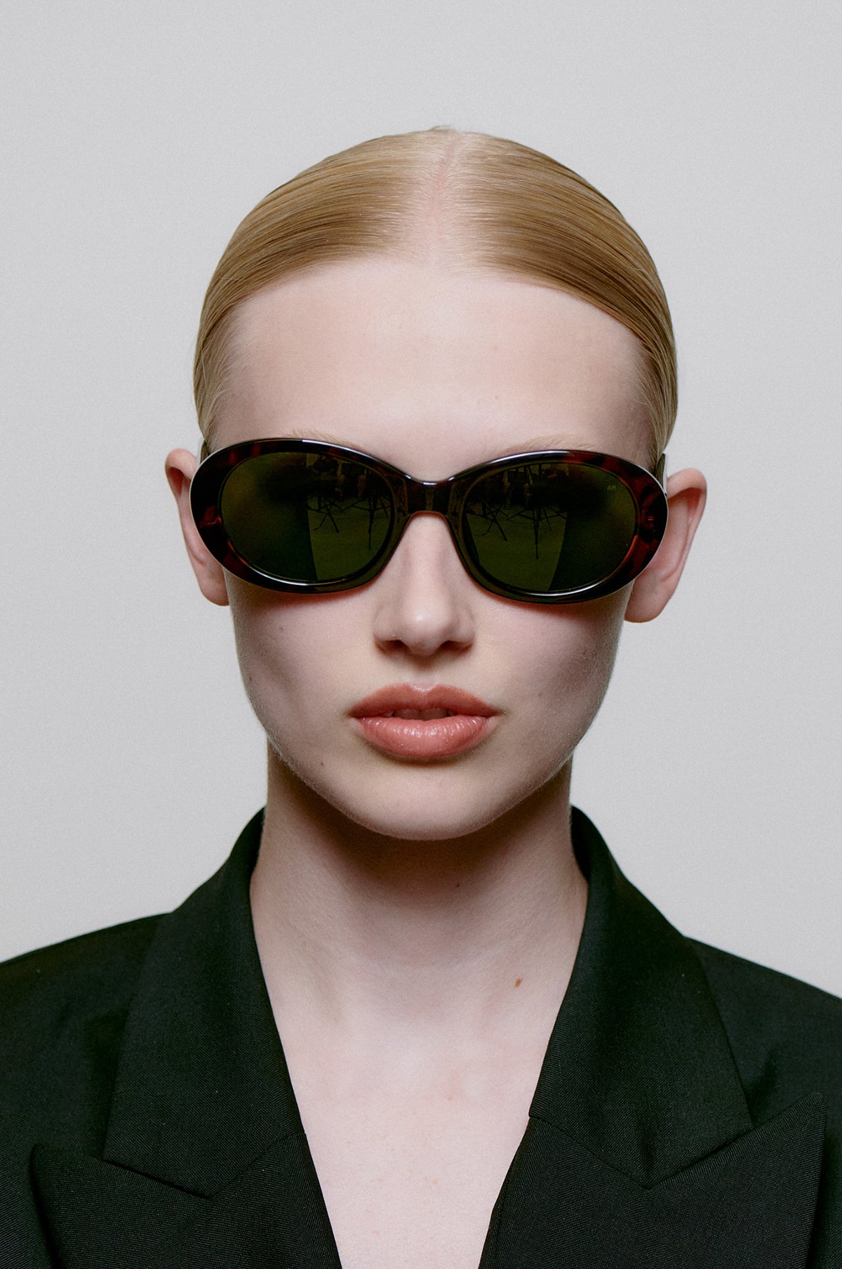 Anma Sunglasses Demi Tortoise