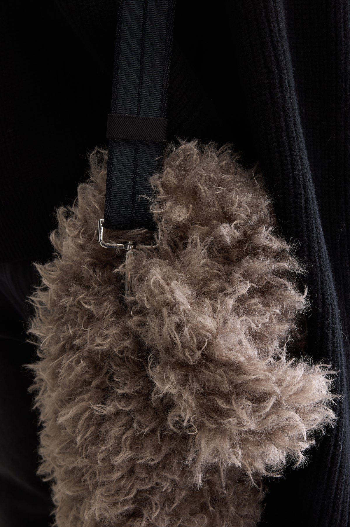Helbi Bag Dust