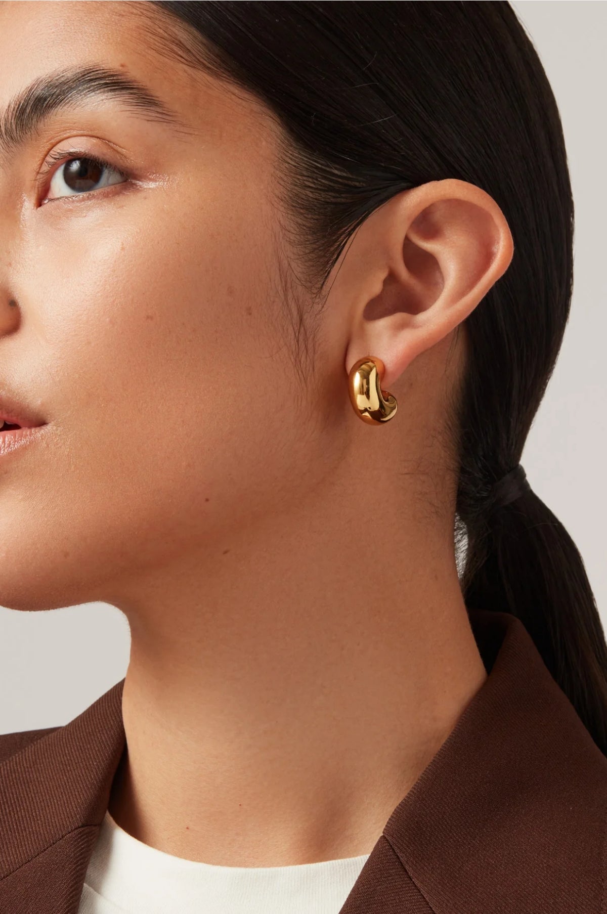 Tome Medium Gold Hoop Earrings